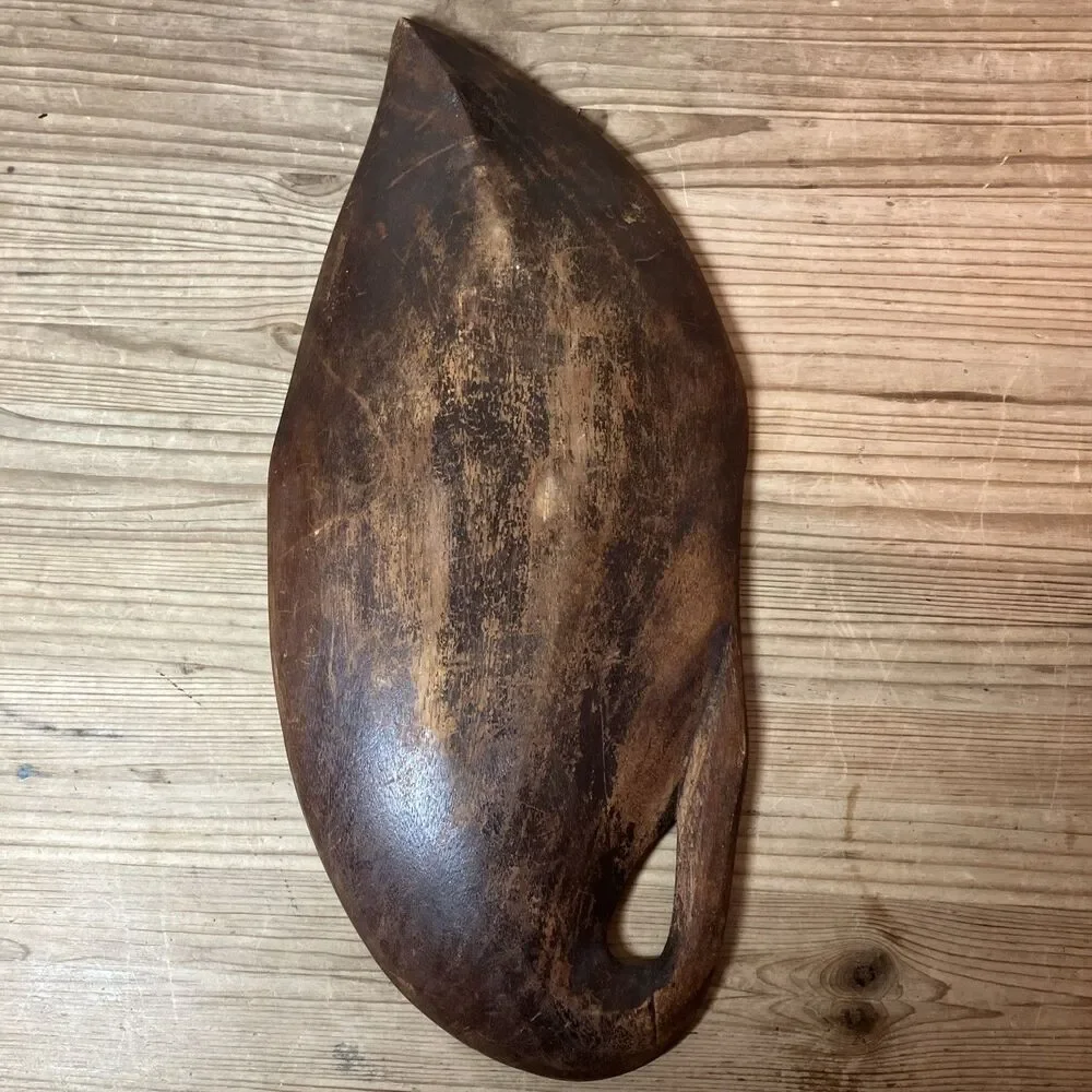VTG Rustic Wooden Leaf Shape Tray Bowl Trinket Dish 15” Hand Carved Primitive